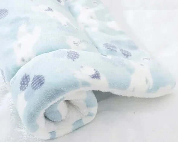 Cat Blanket Warm Soft Fleece – Cozy Snuggle Pet Throw
