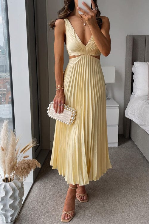 Elegant Cut-Out Dress – Timeless Style for Special Occasions