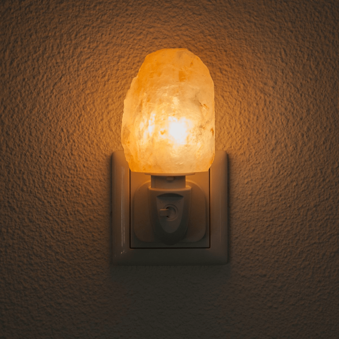 Himalayan Salt Lamp – Natural Air Purifier & Decorative Light