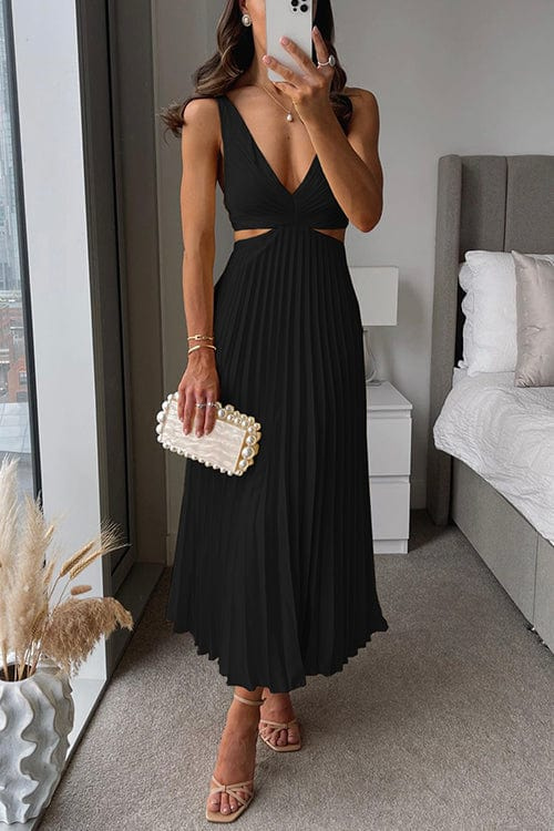 Elegant Cut-Out Dress – Timeless Style for Special Occasions